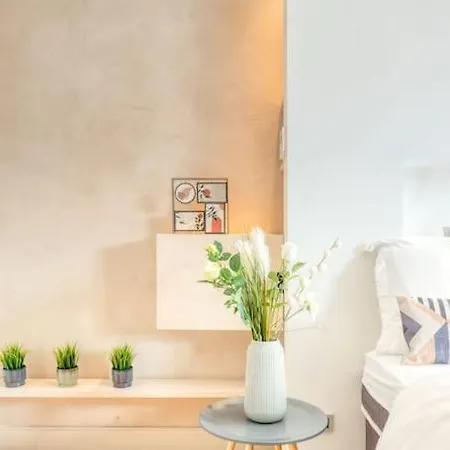 Апартаменты Light-filled Haven In Гент