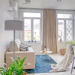 Light-filled Haven In Lejlighed Gent
