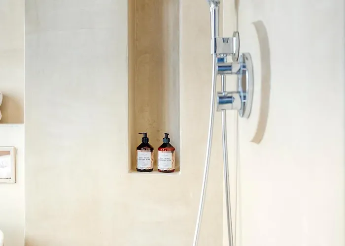 Light-filled Haven In * Gandawa