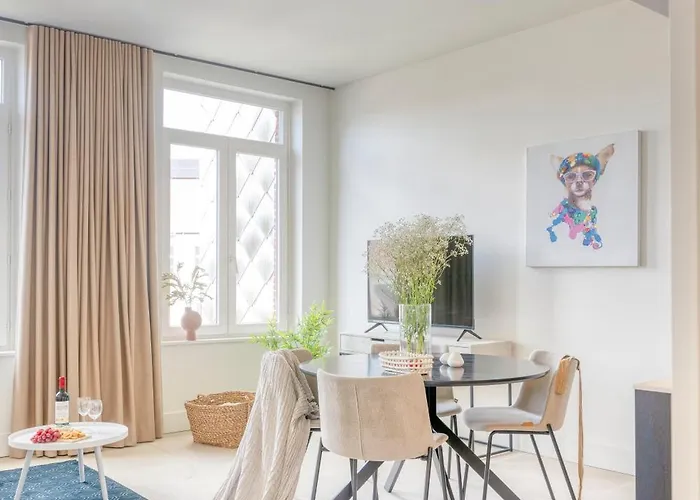 Light-filled Haven In * Gandawa