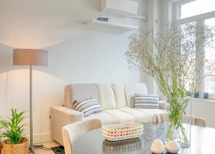 Apartament Light-filled Haven In